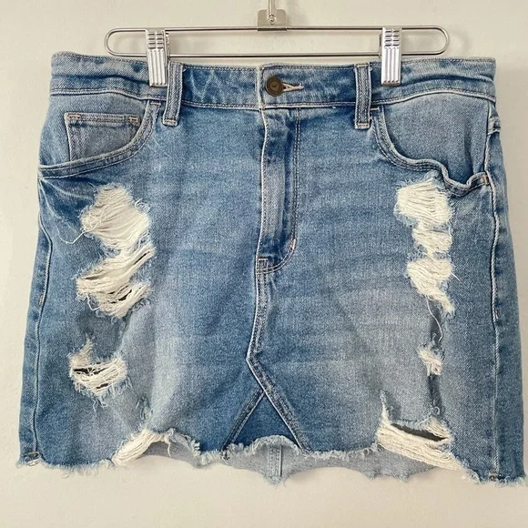 Hollister distressed denim mini skirt size 30 - Picture 3 of 5